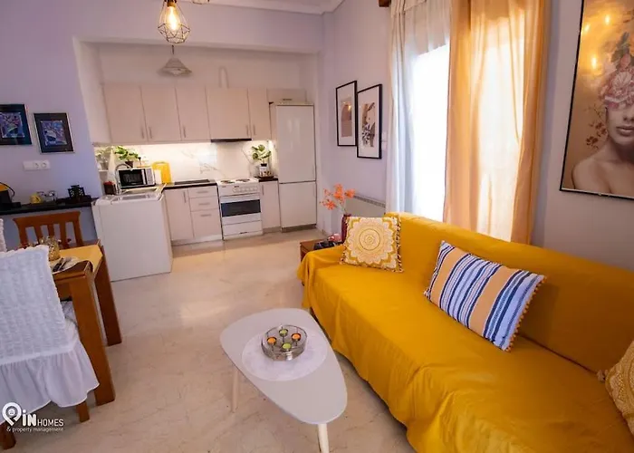 \'Sophia\'S\' Athenian Central Home